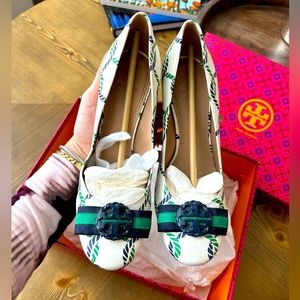 Tory Burch Special Edition Nautical Shoes Women’s Size 8